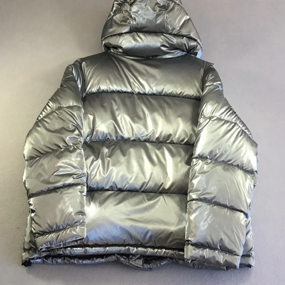 BCBG Paris Metallic Silver Hooded Puffer Jacket Quilted Winter woman's M Coat